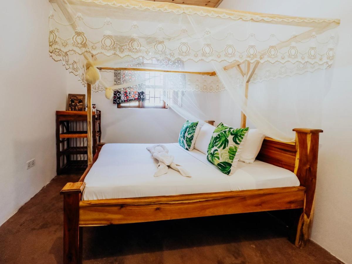 Готель The Kichwa House Ківенґва Екстер'єр фото
